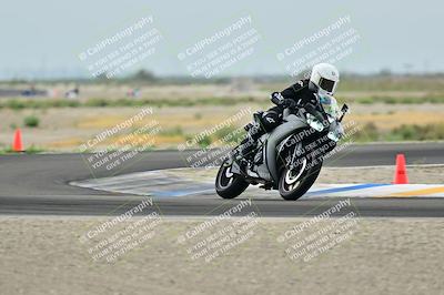 media/Apr-18-2025-TrackDaz (Fri) [[45f5874c44]]/C Group/Session 1 (Turn 7)/